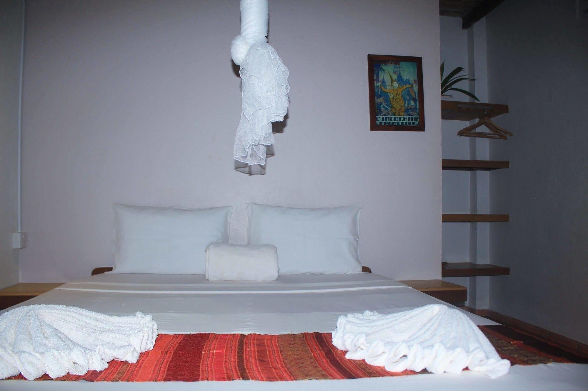 Botanica Guesthouse Kep Eksteriør billede