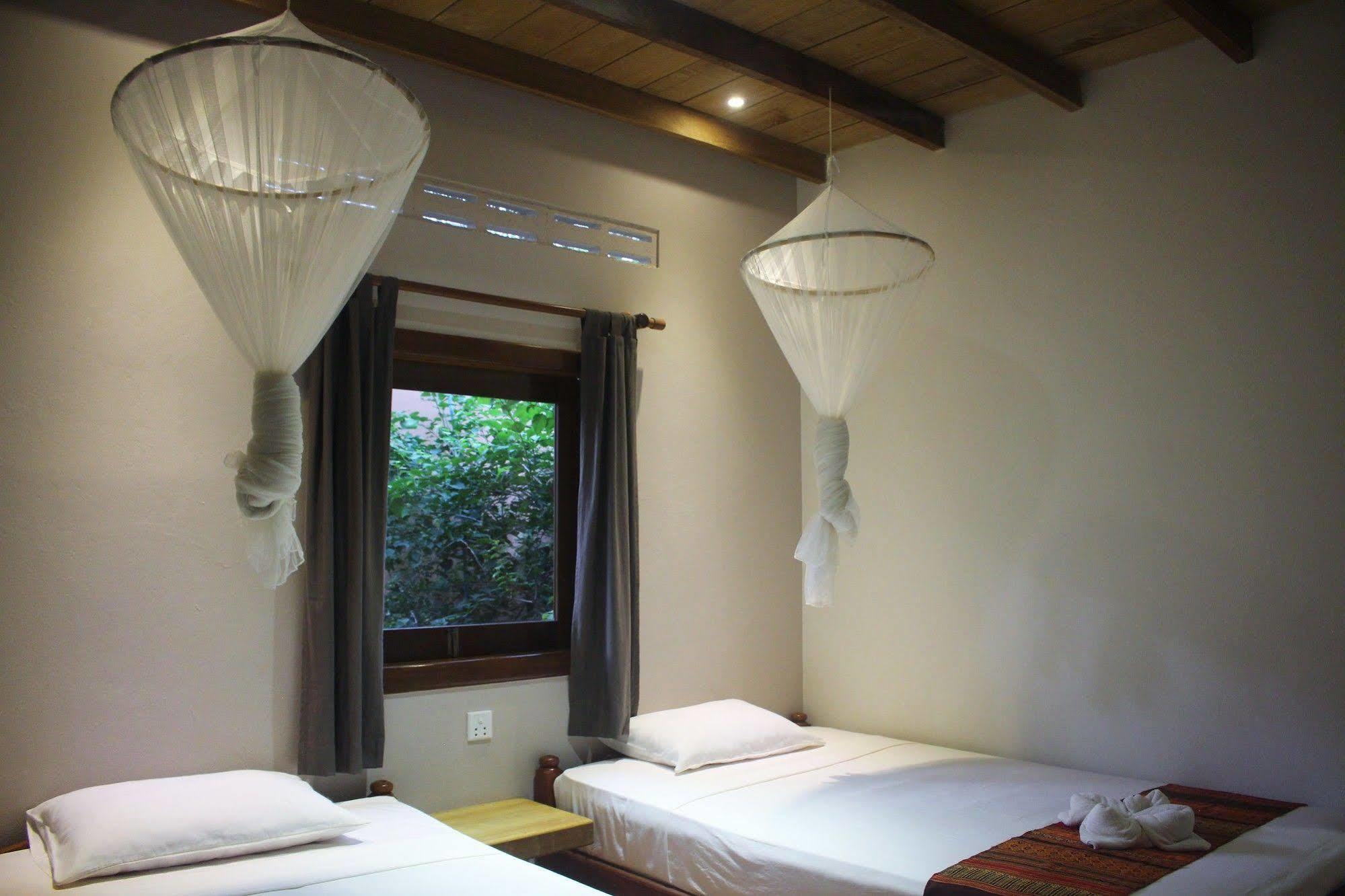 Botanica Guesthouse Kep Eksteriør billede