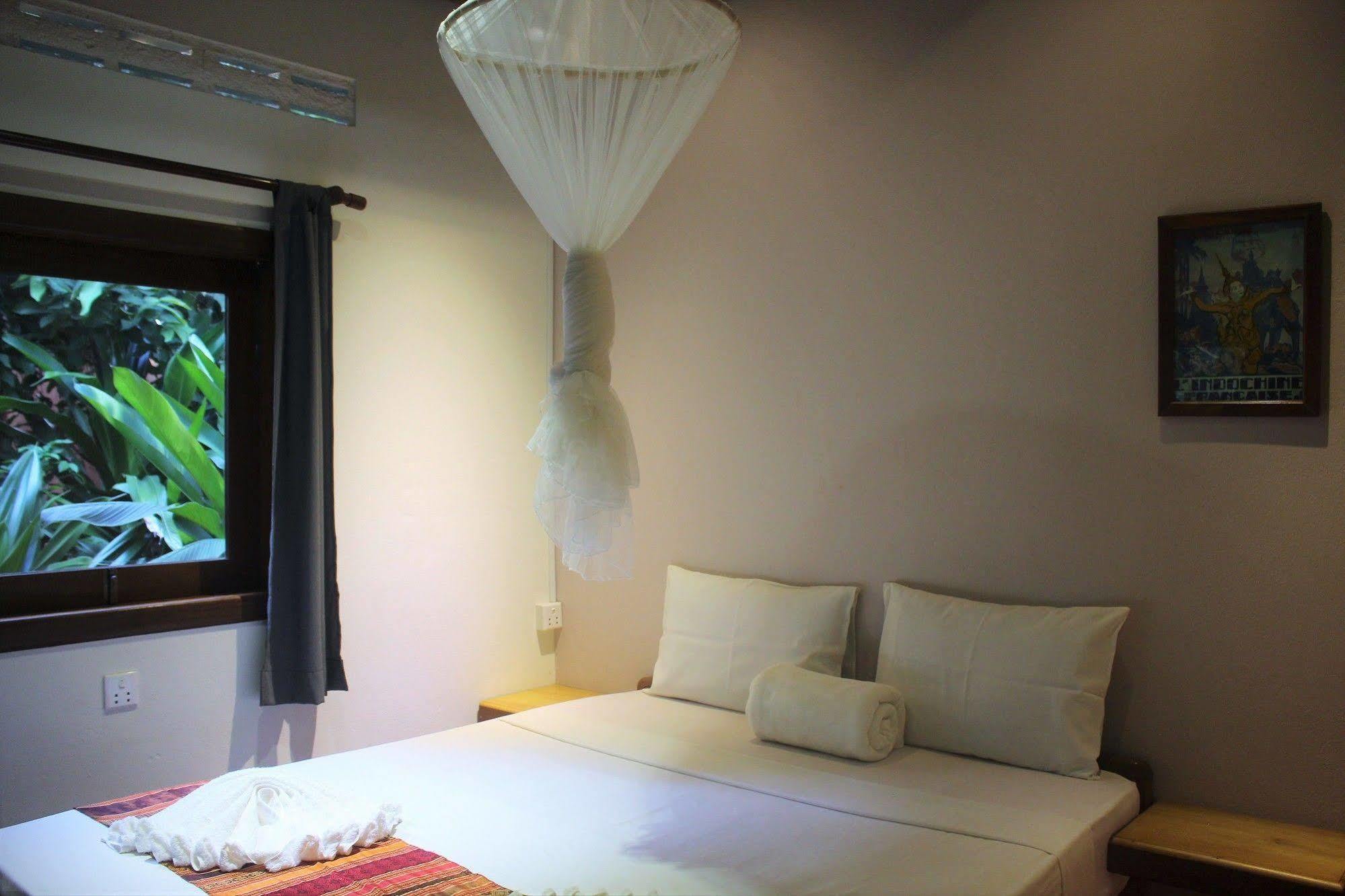 Botanica Guesthouse Kep Eksteriør billede